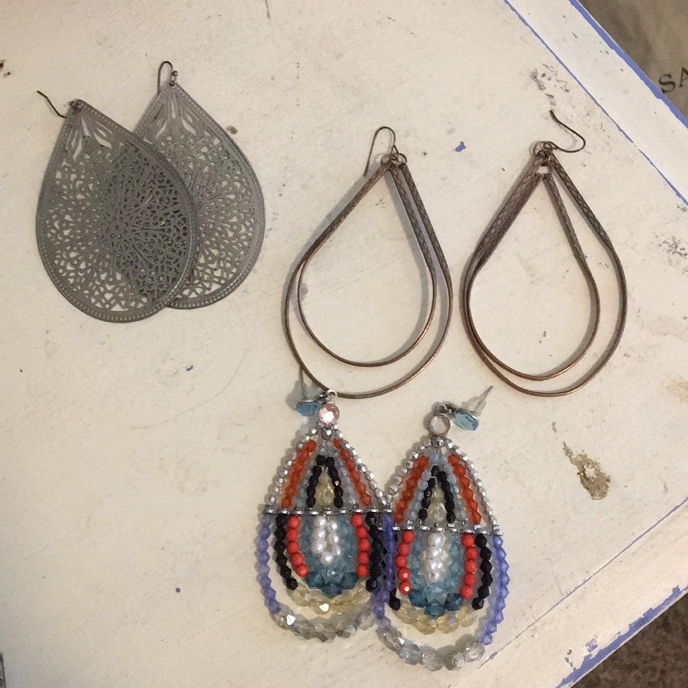 Lot of earrings